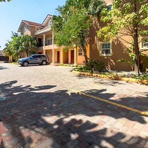 Apartment Cozy, Upscale Centrally Located In Kgn 6 
