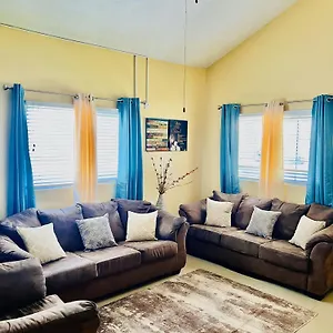  Holiday home Morgan' S Two Bedroom Retreat